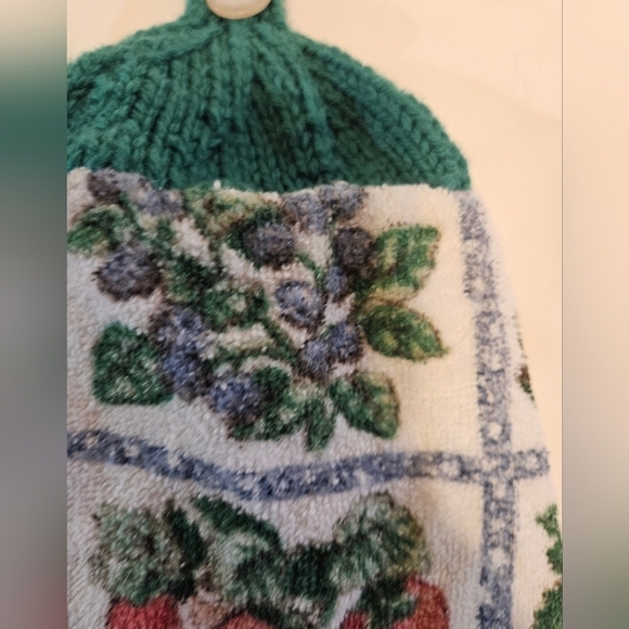 Hand Crafted handmade  green crochet top kitchen dish towels strawberry rustic - Picture 3 of 16